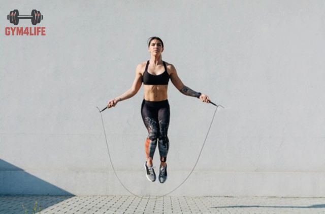 nhảy dây hiit